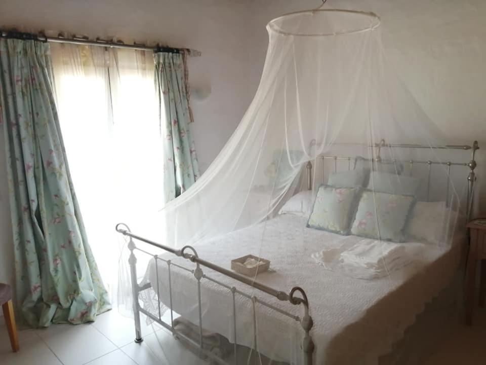 Casa Mimosa Bed & Breakfast ซง บราส เด อัลปอร์เตล ภายนอก รูปภาพ